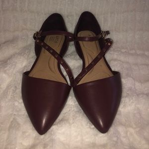 Women’s flats